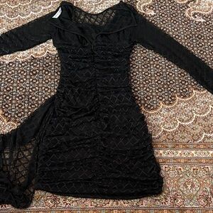 Chic Black Ruched Long Sleeve Dress